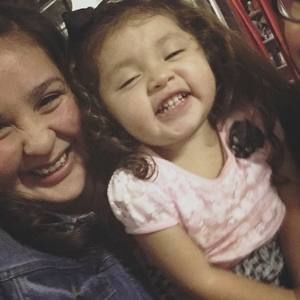 Meet your Posher, Yessica